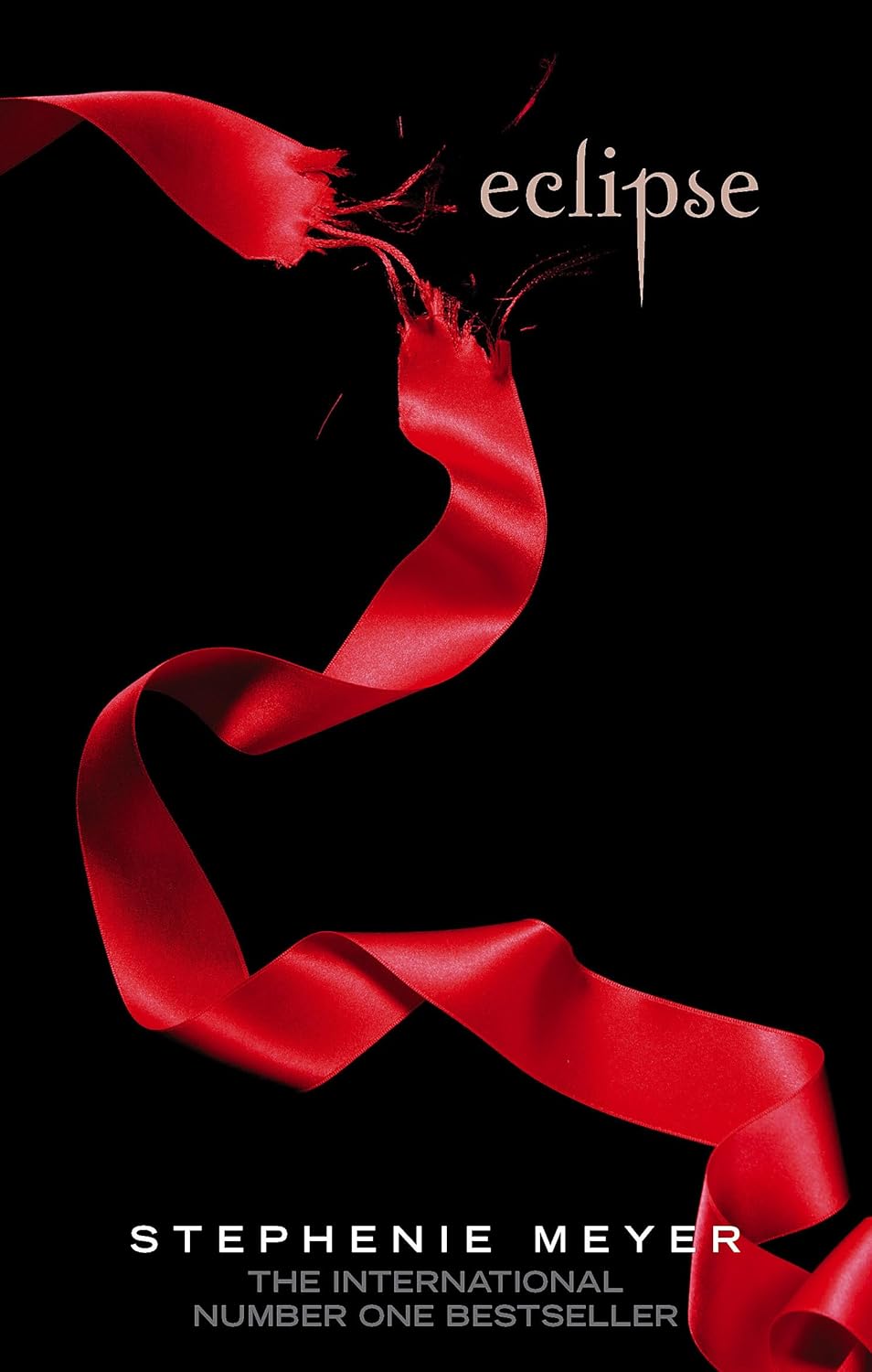 Eclipse (The Twilight Saga, #3) by Stephenie Meyer